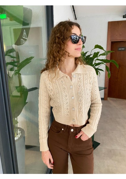 Taş Detaylı Yumoş Dokulu Hırka fırsatları