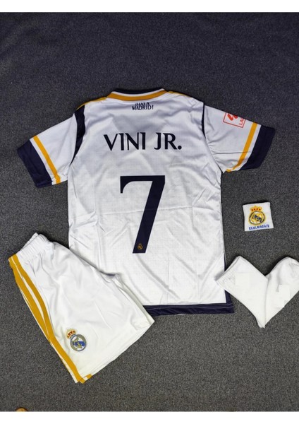 2023/24 Sezon Vini Jr R.e.a.l Madrid Çocuk 4lü Set Forma Çorap Bileklik Hediyelii Fm1