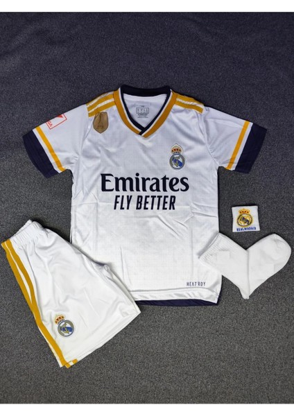2023/24 Sezon Vini Jr R.e.a.l Madrid Çocuk 4lü Set Forma Çorap Bileklik Hediyelii Fm1