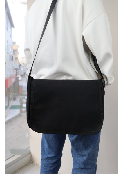 Unisex Postacı Çantası