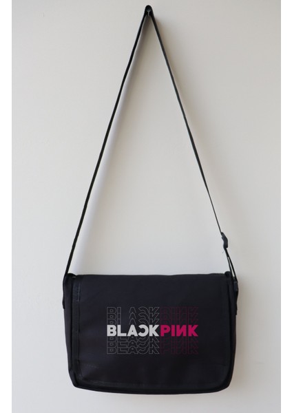 Unisex Blackpink Yazılı Siyah Postacı Çantası