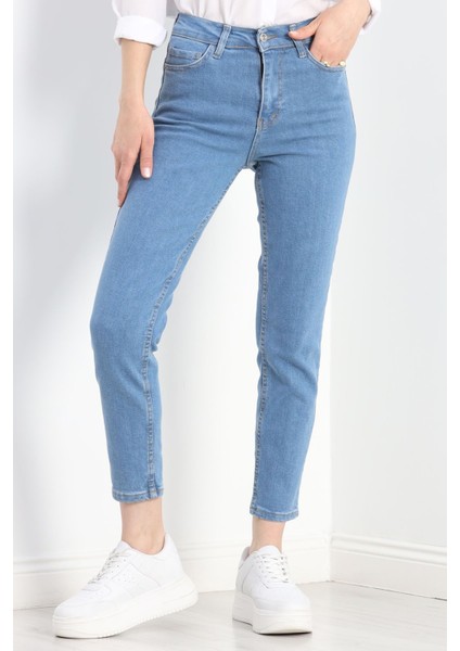 Mom Boyfriend Jeans Açıkmavi1