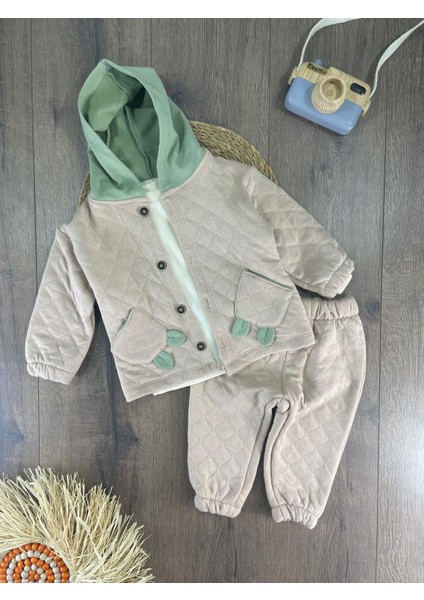 Cep Detaylı Omuzdan Çıtçıtlı Kapitone 3'lü Erkek Bebek Takım