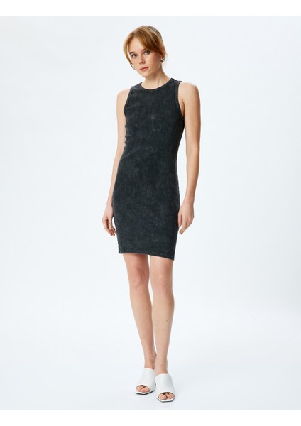 Soluk Efektli Pamuklu Kolsuz Bisiklet Yaka Slim Fit Mini Kalem Elbise modelleri