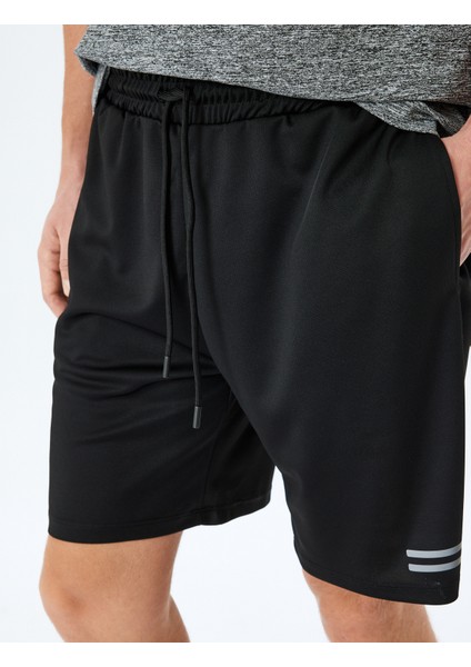Geometrik Baskılı Cep Detaylı Basic Beli Bağcıklı Spor Şort
