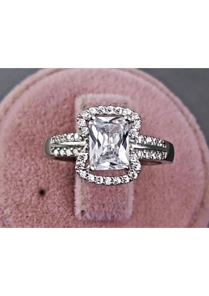 Lilahgümüştr Gümüş Baget Beyaz Taşlı Kadın Yüzük fiyatları