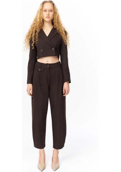 Pile Detaylı Jogger Pantolon Kahverengi