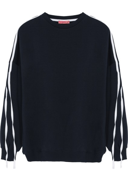 Kolları Şerit Detaylı Sweatshirt Lacivert fiyatları