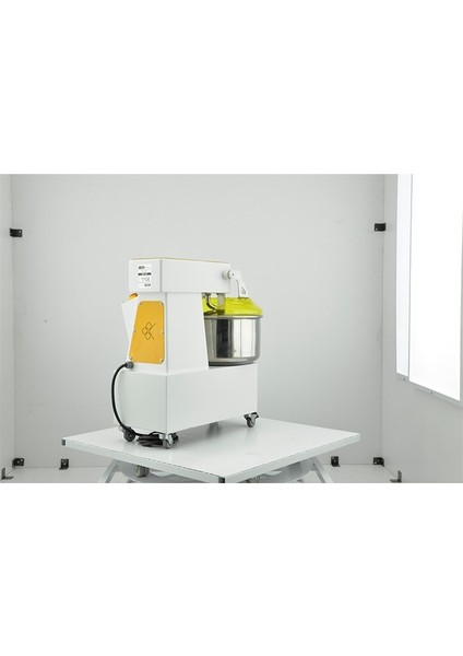 Endüstriyel 18 kg Spiral Hamur Yoğurma Makinesi 380 V