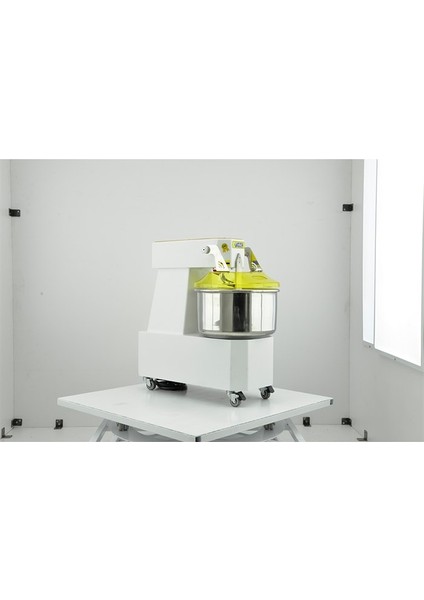 Endüstriyel 18 kg Spiral Hamur Yoğurma Makinesi 380 V