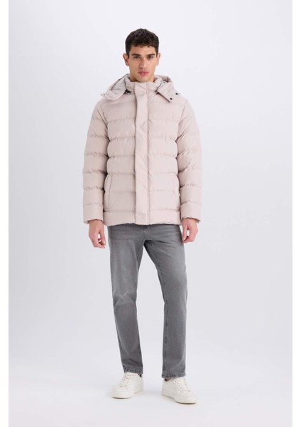 Regular Fit Kapüşonlu Fermuarlı Çıtçıt Kapamalı Cepli Şişme Mont E7286AX24WN fiyatları