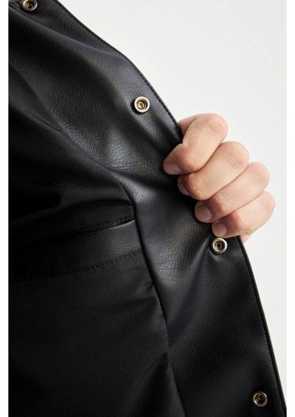 Su İtici Slim Fit Çıtçıtlı Mont Dar Kesim Suni Deri Gömlek Yaka Cepli D6589AX25SP
