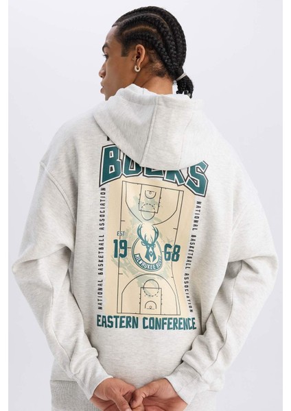 DeFacto Fit NBA Milwaukee Bucks Oversize Geniş Kalıp Kapüşonlu Kalın Sporcu Sweatshirt D6699AX25SP
