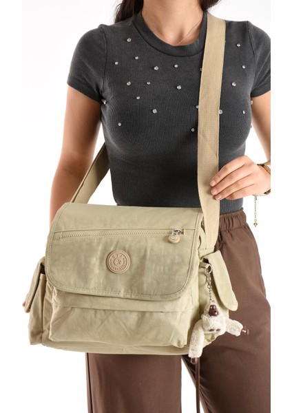 Çapraz Askılı Ultra Hafif Çok Cepli Bayan Omuz Çantası Krem (Model: 571-6N)