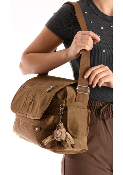 Çapraz Askılı Ultra Hafif Çok Cepli Bayan Omuz Çantası Taba (Model: 571-6N)