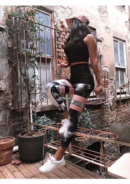 Baseni Siyah Duman Desen Spor Tayt fırsatları