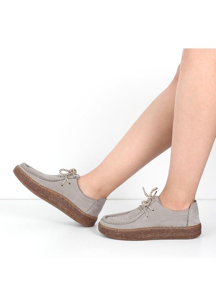 Kadın Gri Bağcıklı Kalın Tabanlı Nubuk Deri Ayakkabı fiyatları