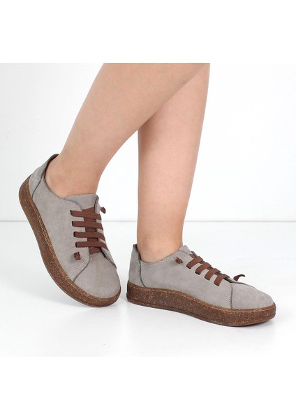 Kadın Gri Bağcıklı Kalın Tabanlı Nubuk Deri Ayakkabı fiyatları