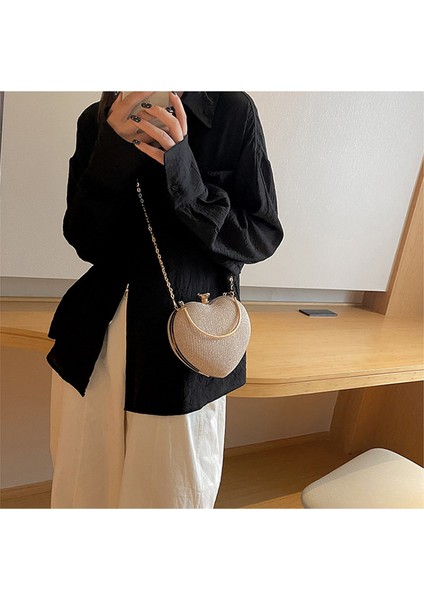 Yüksek Sonun Kadınların Moda Kıs Itlı Çantası Kalp Şeklindeki Çantası-1 (Yurt Dışından) fırsatları