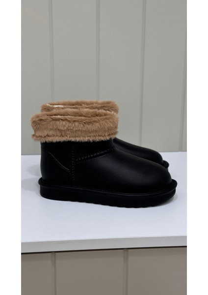 NEOS372 Model 2 cm Tabanlı Kısa Yünlü Bot Sıyah