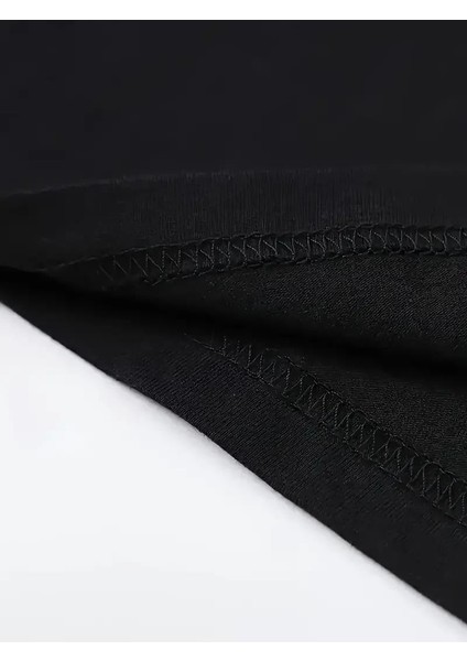 Focus Cat Baskılı Siyah T-Shirt fırsatları