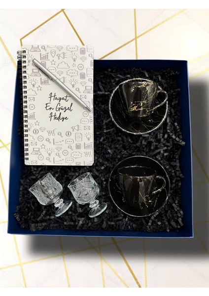 Ahşap Kapaklı Defter,metal Kalem,kahve Yanı Su Bardağı,2 Li Siyah Fincan Takımı,, Kutusu