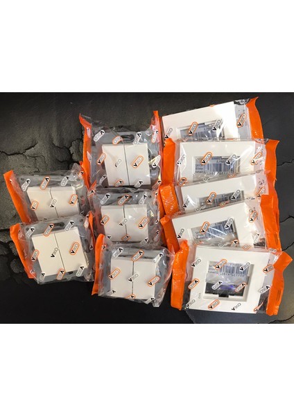 Karre Beyaz Komütatör+Çerçeve 5li Paket