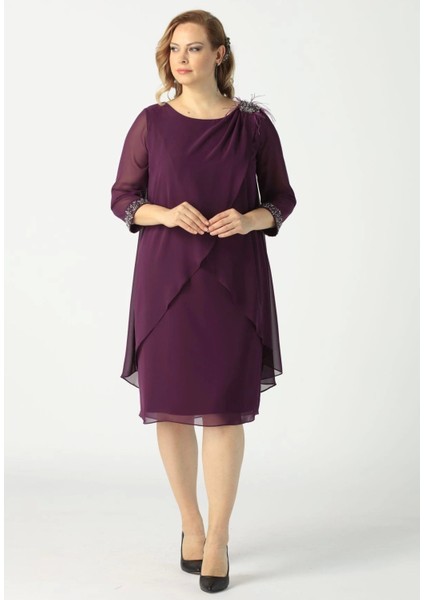 21958 Mürdüm Pelerinli Tüylü Işlemeli Büyük Beden Şifon Kısa Abiye Elbise modelleri