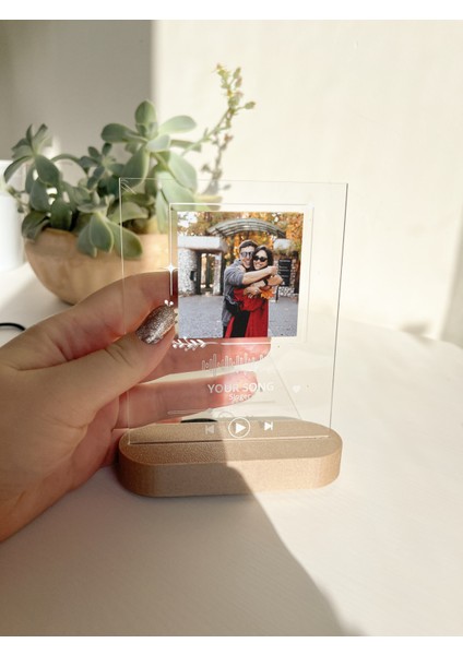 Kişiye Özel LED Işıklı Müzik Temalı Fotoğraf Çerçevesi modelleri
