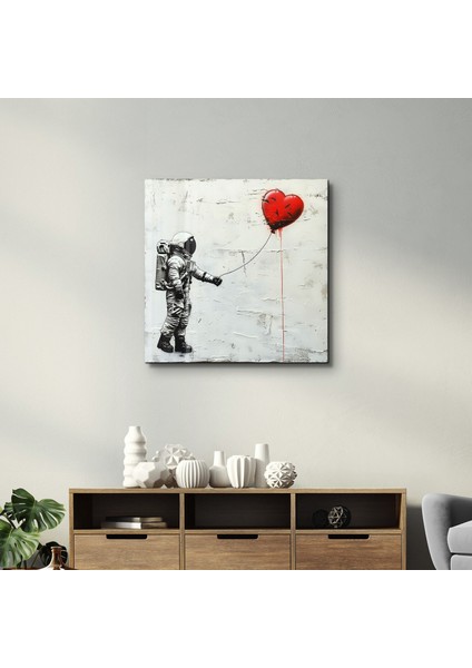 Heart Balloon in the Astronaut's Hand | Banksy Style Cam Duvar Tablosu