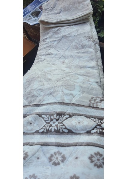 Tek Kişilik Battaniye 160 x 220 Cm