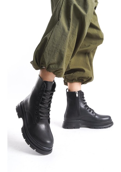 Kadın Günlük Kısa Bot Kalın Taban Bağcıklı Tam Kalıp Rahat Taban Kadın Bot