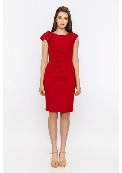 Omzu Kurdeleli Drape Detaylı Elbise