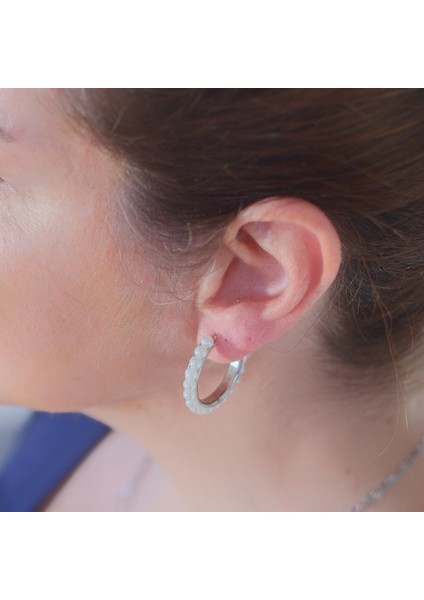 Zarafeti Tamamlayan Şık Inci Boncuklu Gümüş Rengi Küpeler - Her Anınıza Işıltı Katın! modelleri