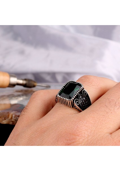 925 Ayar Gümüş Yeşil Zirkon Taşlı Telkari Model Erkek Yüzük