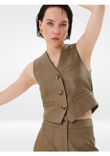 Fleto Cep Detaylı Vegan Deri Yelek - Camel