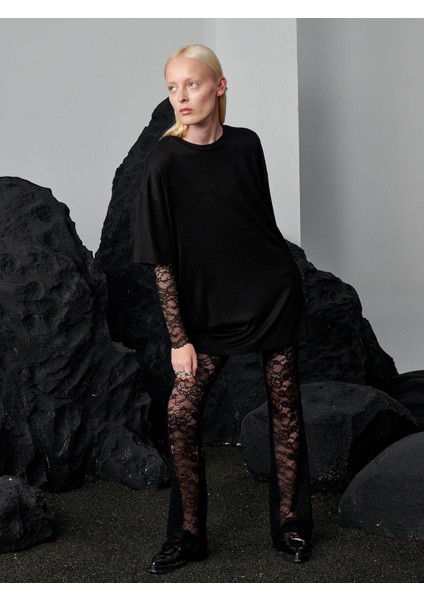 Oversize Dökümlü Viskon T-Shirt- Siyah