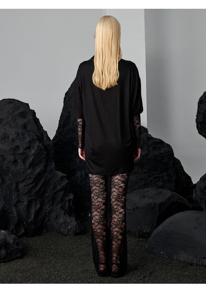 Oversize Dökümlü Viskon T-Shirt- Siyah