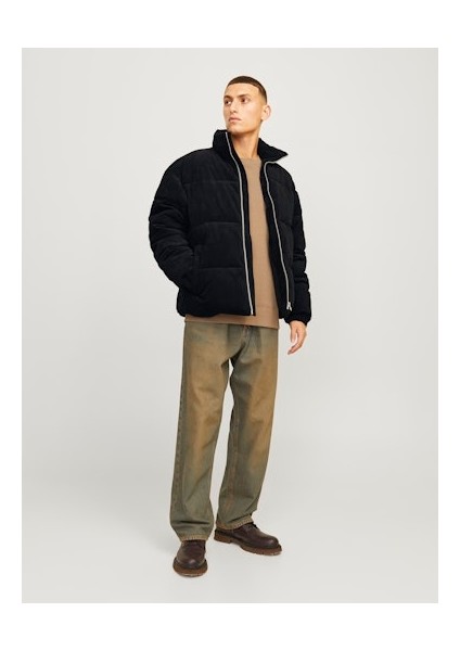 Jack Jones Erkek Rüzgar Geçirmez Siyah Kadife Puffer Mont 12260464S indirimleri