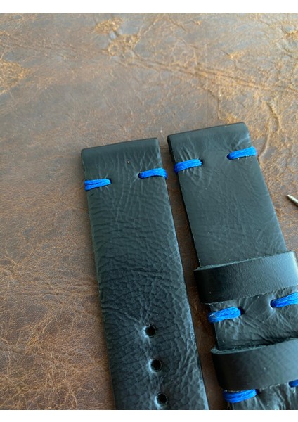 El Dikişi Parlak Siyah Gerçek Deri Saat Kordonu. Hakiki Deri. 18,20,22,24,26MM. Sipariş Üzerine Üretilir. fiyatları