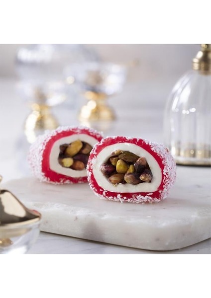 Hindistan Cevizi Kaplı Narlı Fıstıklı Paşa Sarma Fitil Lokum 1 kg