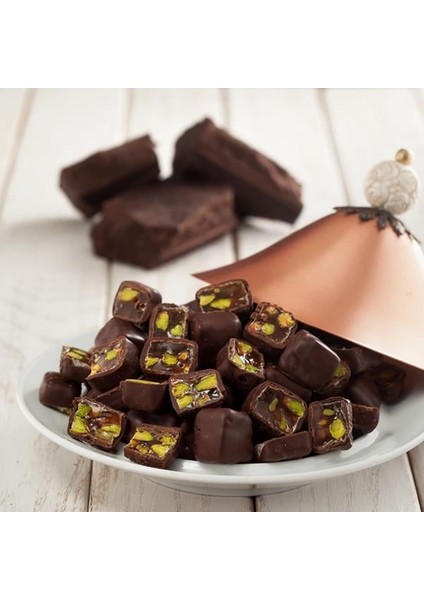 Çikolata Kaplı Antep Fıstıklı Lokum 500 gr