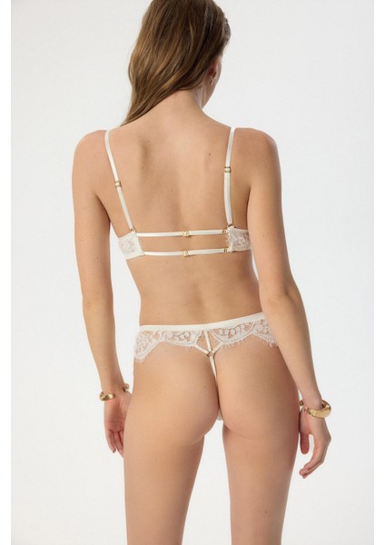 Calla Lily Beyaz Dantelli String indirimleri