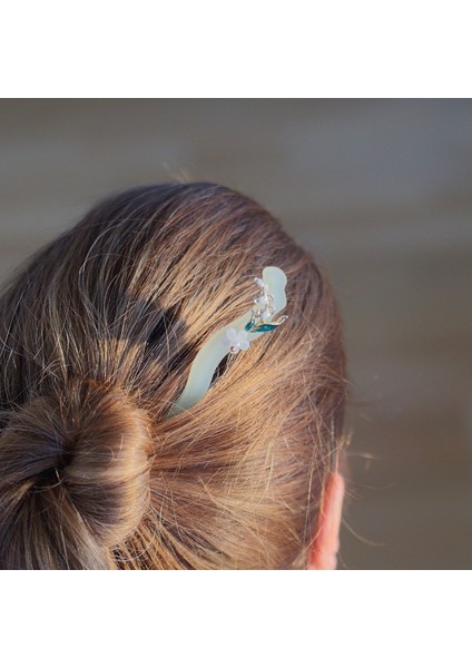 Zarafeti Tamamlayan Geleneksel Çin Tarzı Çiçekli Yeşil Renkli Şık Saç Iğneleri / Tokaları - Her Anınıza Şıklık Katın!