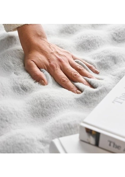 Ekstra Yumuşak Dokulu Gri Bubble Tavşan Tüyü Darcio Dikdörtgen Post Peluş Halı indirimleri