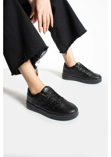 Kadın Rahat Günlük Bağcıklı Sneaker