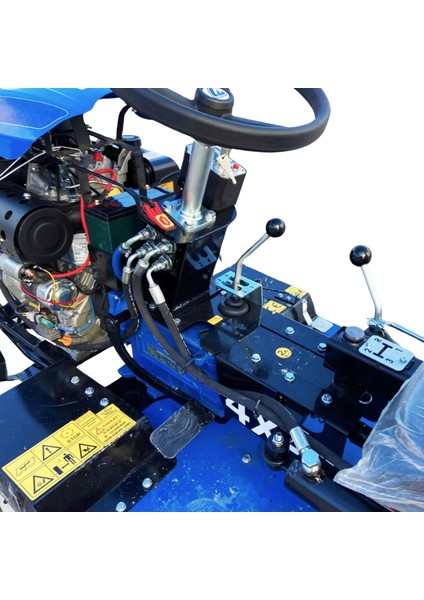 4x4 Dizel Marşlı Mini Traktör Çapa Makinası 22 Hp