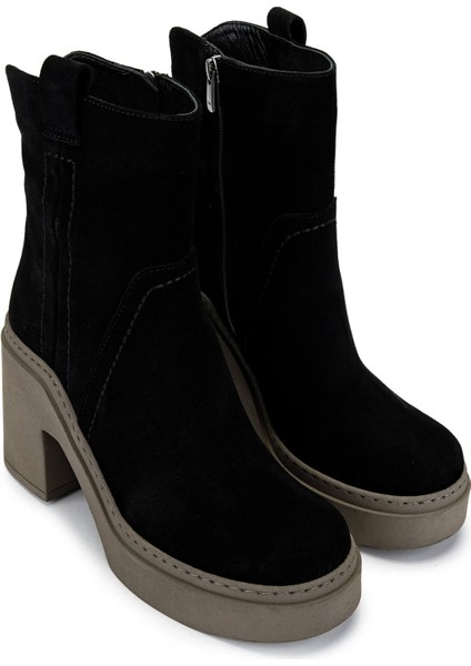 Kadın Siyah/haki Casual Bot 33 17800 Bn Bot SK23/24 Syh Suet/hakı fiyatları