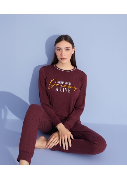 Kadın Pamuklu Uzun Kollu Bisiklet Yaka Yazı Detaylı Pijama Takımı