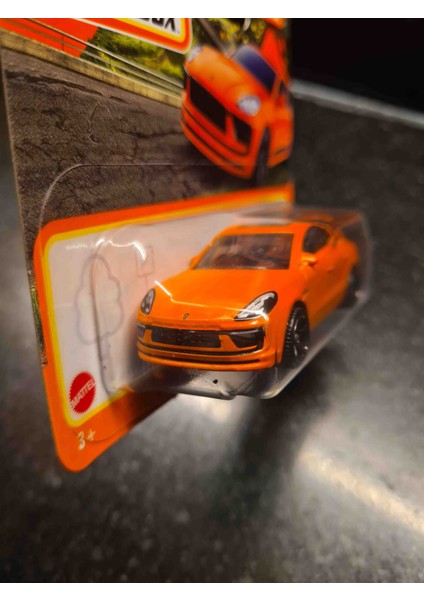 1/64 Porsche Macan 2022